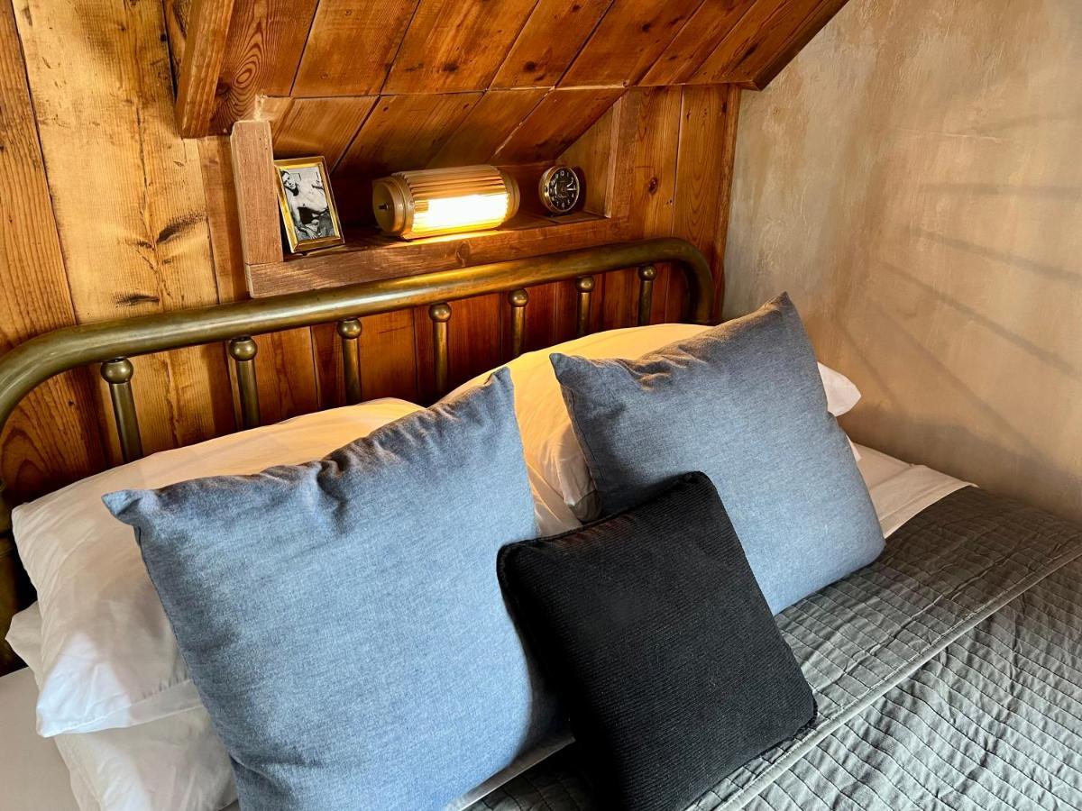 普罗温斯敦 Crew'S Quarters Boarding House - Caters To Men酒店 外观 照片